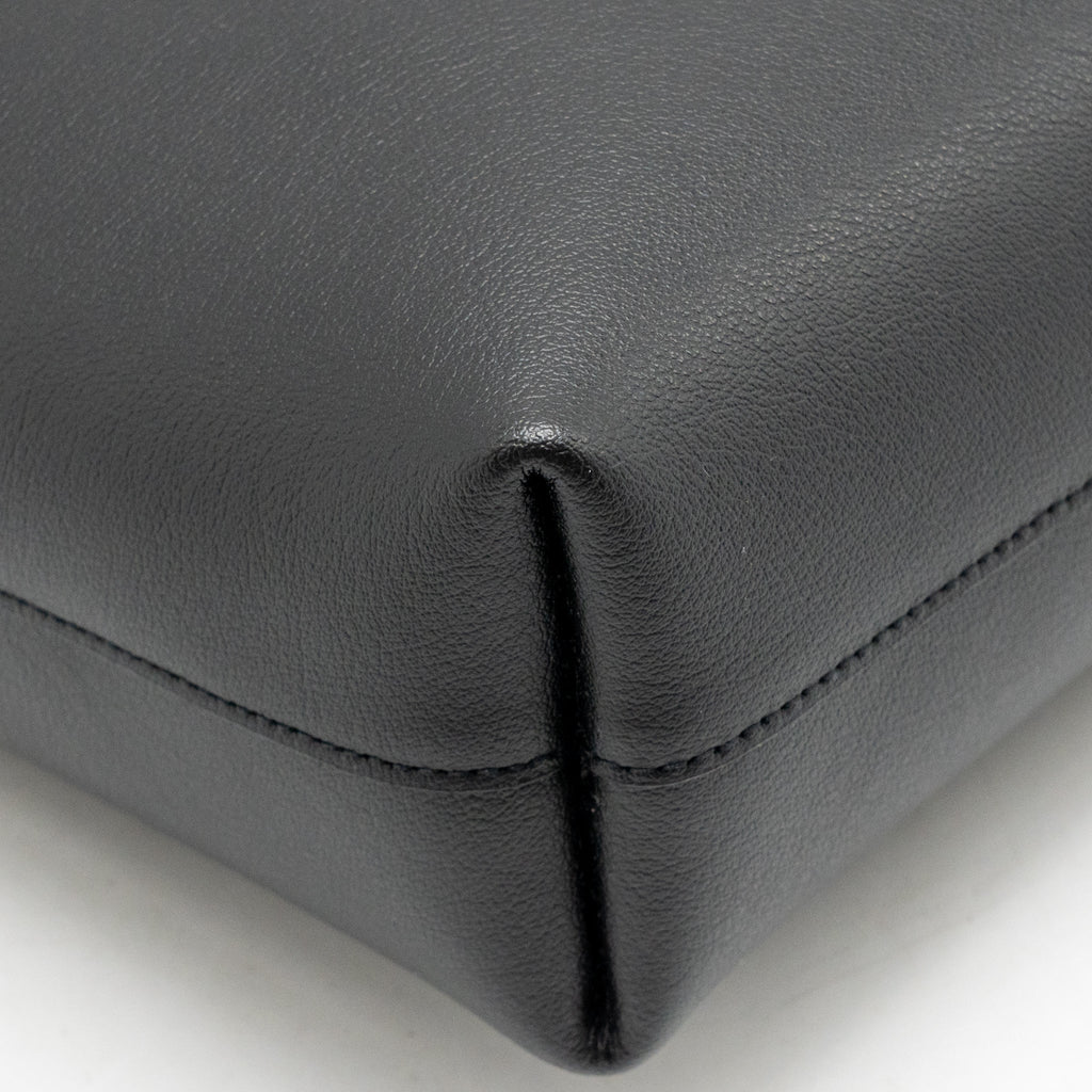 Saint Laurent/YSL Toy Shopping Tote Bag Smooth Calfskin Black GHW