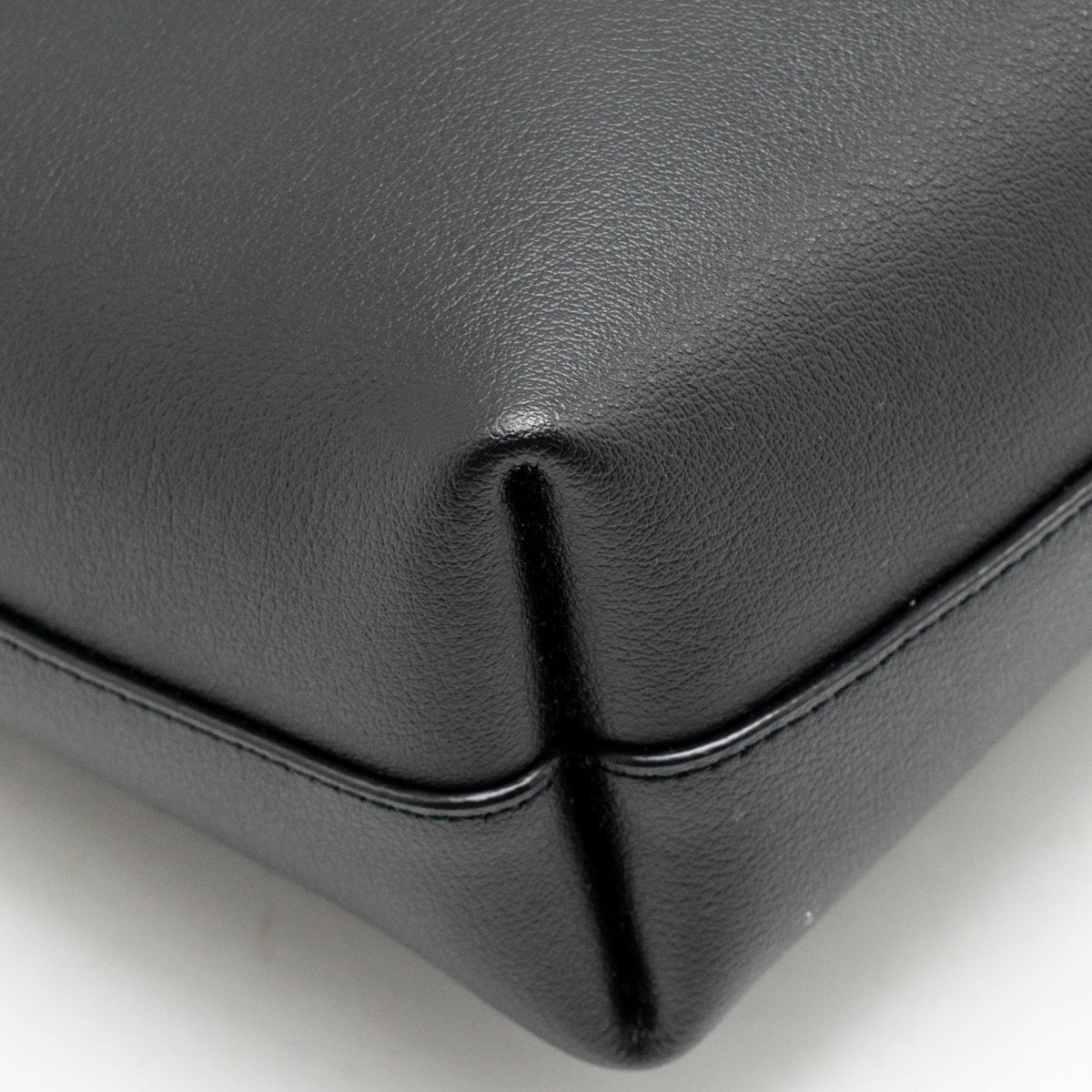 Saint Laurent/YSL Toy Shopping Tote Bag Smooth Calfskin Black GHW