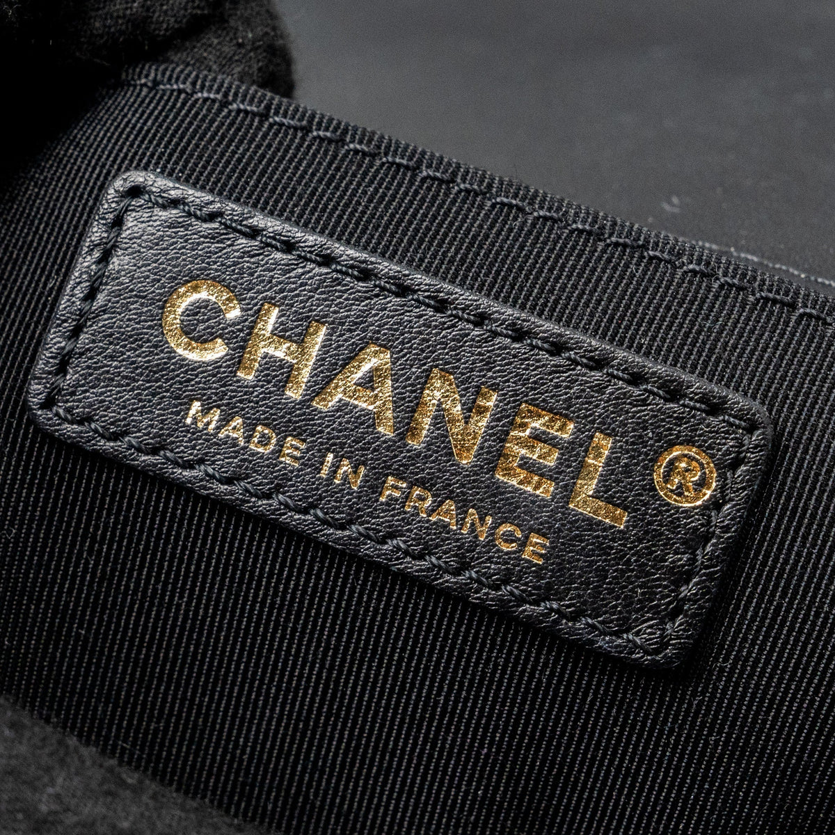 CHANEL MEDIUM BOY BAG SMOOTH CALFSKIN BLACK GHW