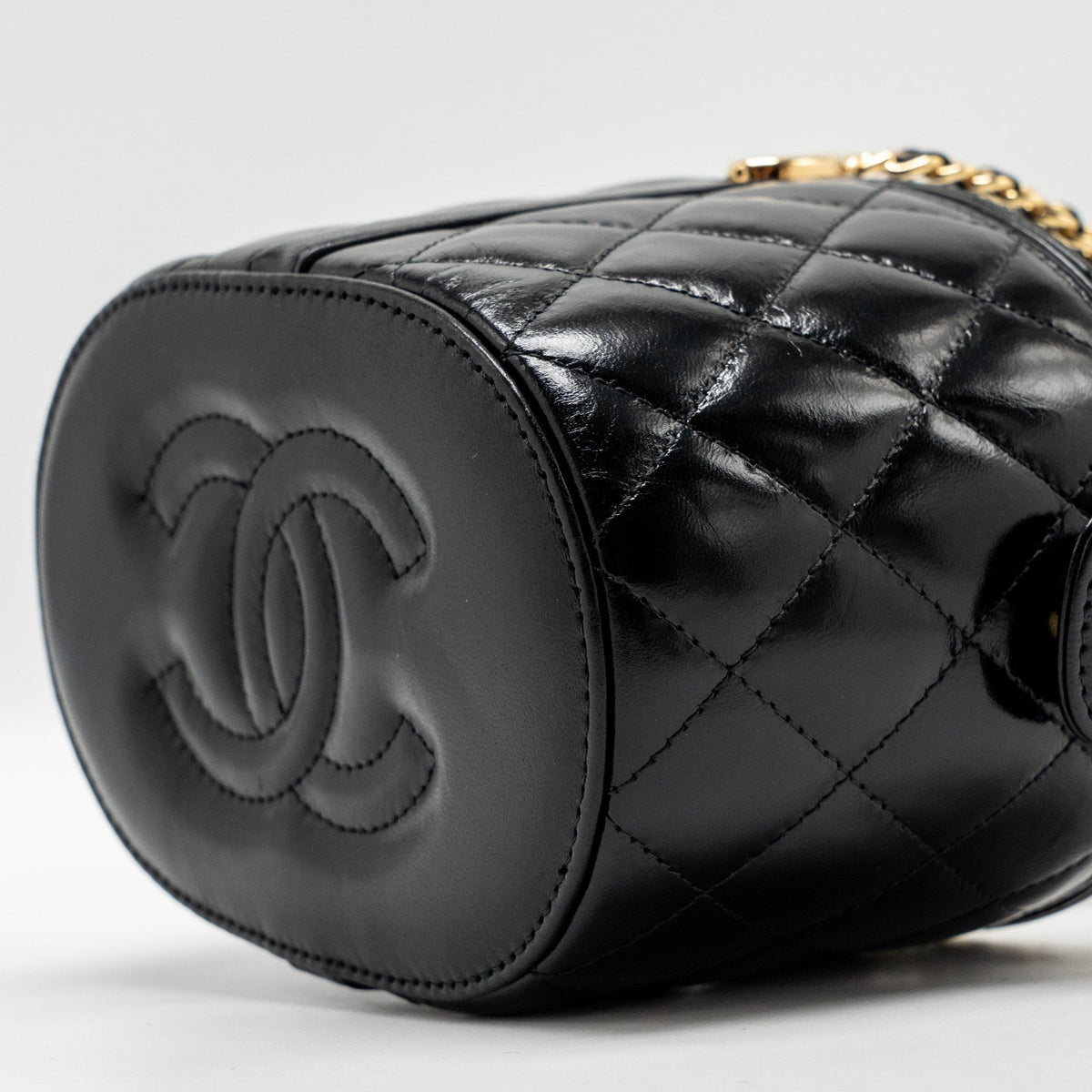 CHANEL PICNIC VANITY LAMBSKIN BLACK GHW (MICROCHIP)