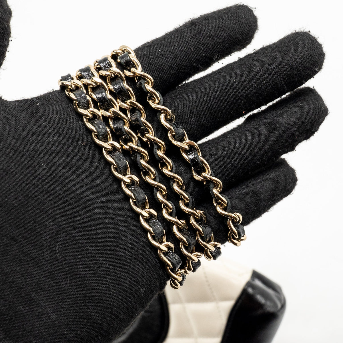 Chanel Nano 31 Clutch with Chain Shiny Lambskin White/Black LGHW (Microchip)