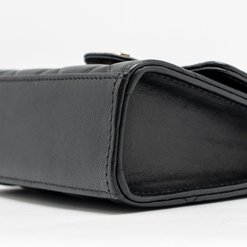 CHANEL DETAILED TOP HANDLE MINI CLUTCH WITH CHAIN LAMBSKIN BLACK LGHW (MICROCHIP)