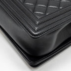 CHANEL MEDIUM BOY BAG CALFSKIN BLACK GHW