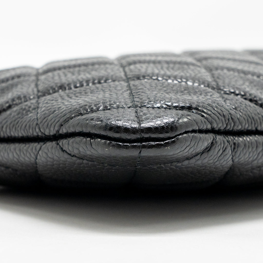 CHANEL CLASSIC ZIPPED POUCH CAVIAR BLACK LGHW