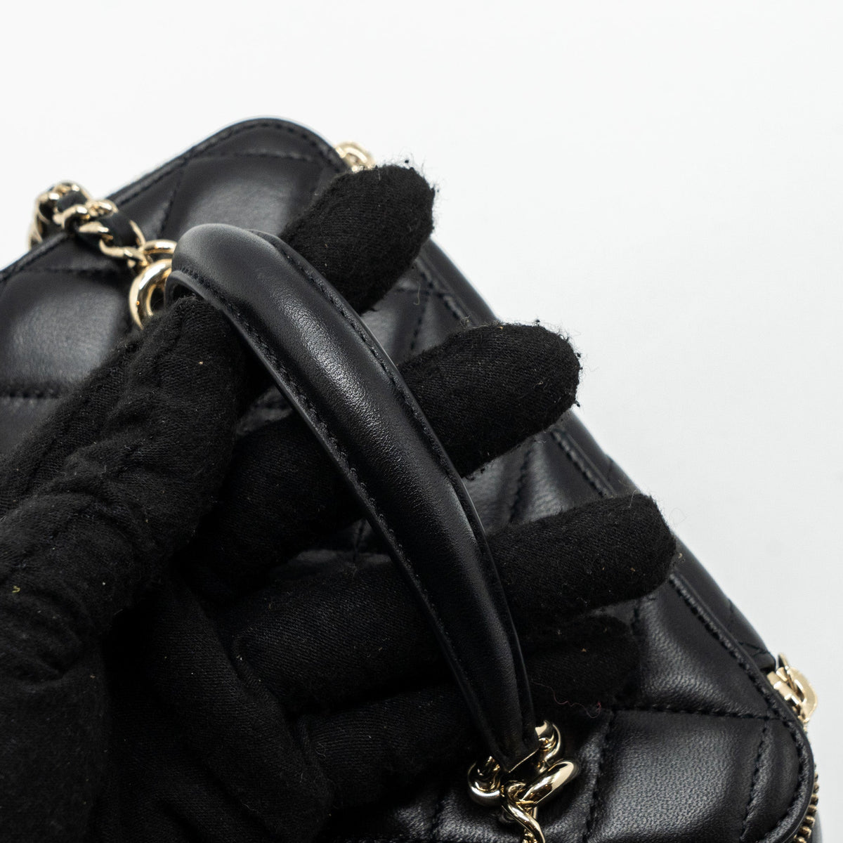 CHANEL TOP HANDLE LONG VANITY WITH CHAIN LAMBSKIN BLACK LGHW(MICROCHIP)
