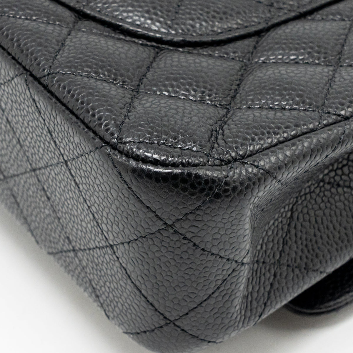 CHANEL MEDIUM CLASSIC DOUBLE FLAP BAG CAVIAR BLACK GHW