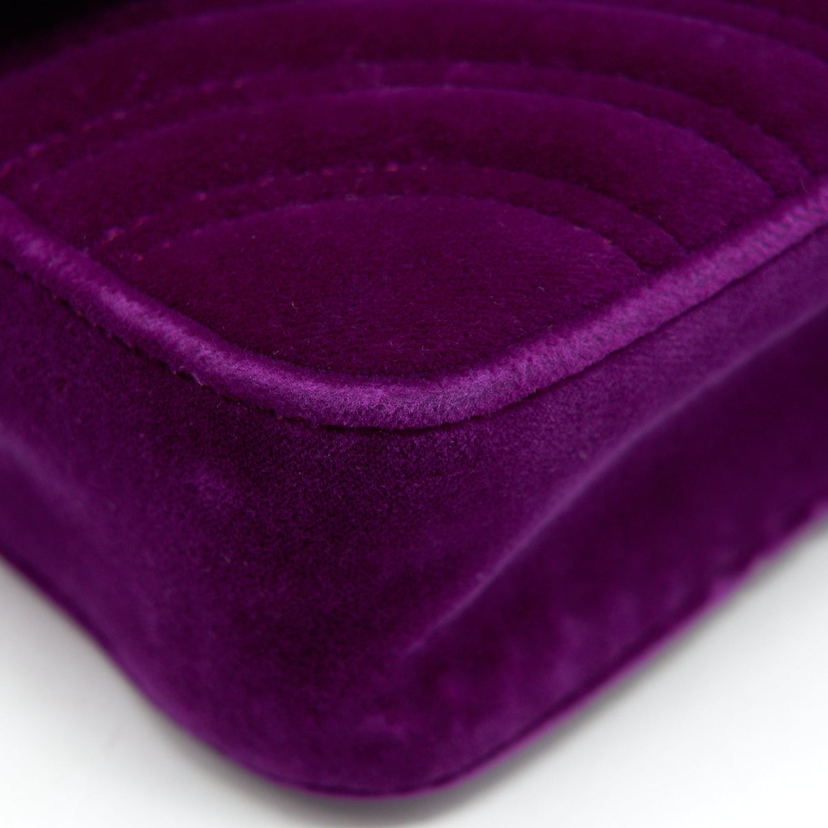 GUCCI MINI MARMONT BAG VELVET PURPLE GHW