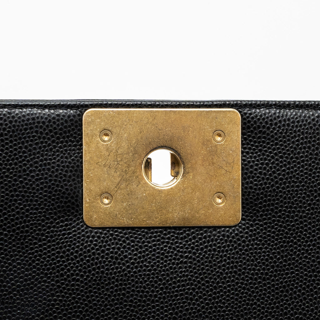 CHANEL MEDIUM CLASSIC BOY BAG CAVIAR BLACK GHW (MICROCHIP)