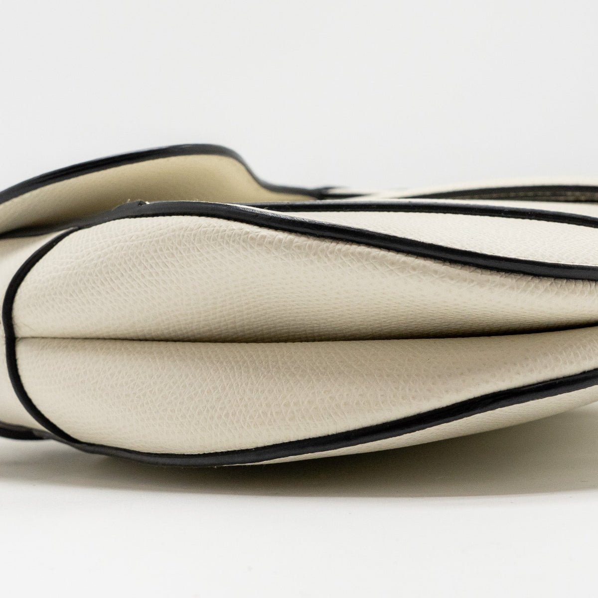 DIOR MEDIUM SADDLE BAG CALFSKIN WHITE GHW