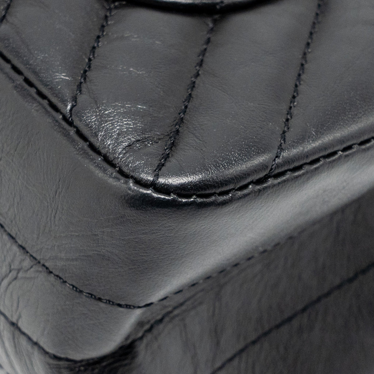 CHANEL MINI 2.55 REISSUE FLAP BAG CHEVRON AGED CALFSKIN SO BLACK