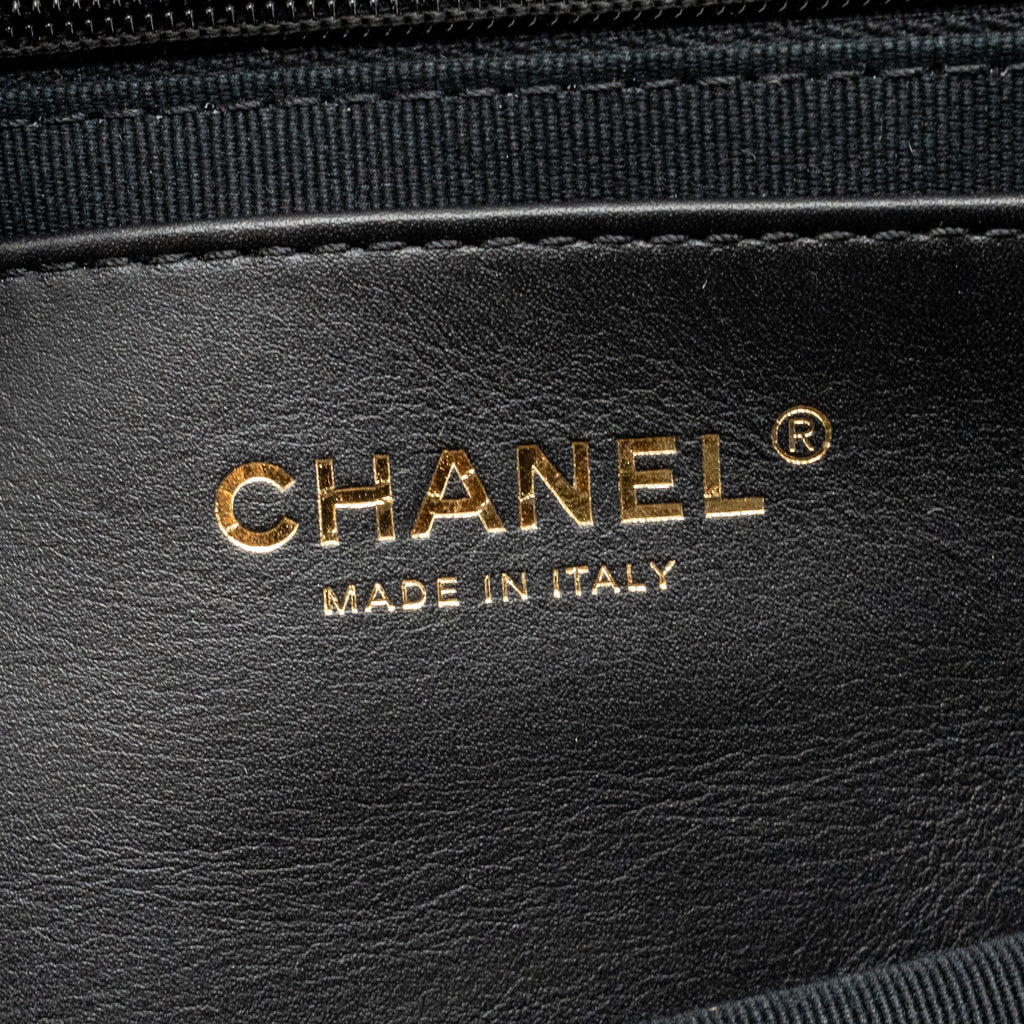 Chanel 25k Medium Bow Bag Lambskin Black GHW (microchip)