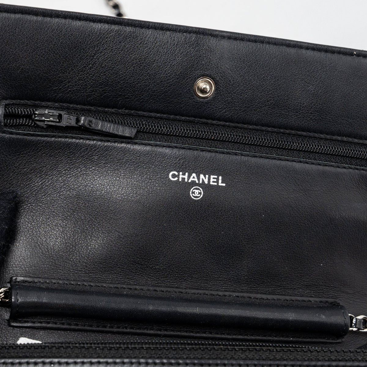 CHANEL CLASSIC WALLET ON CHAIN PATENT BLACK SHW