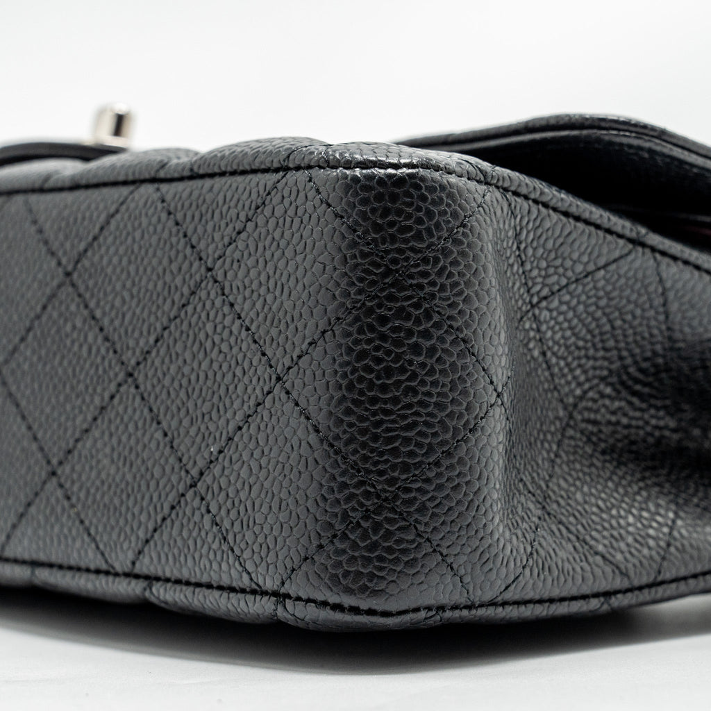 CHANEL MEDIUM CLASSIC DOUBLE FLAP BAG CAVIAR BLACK SHW