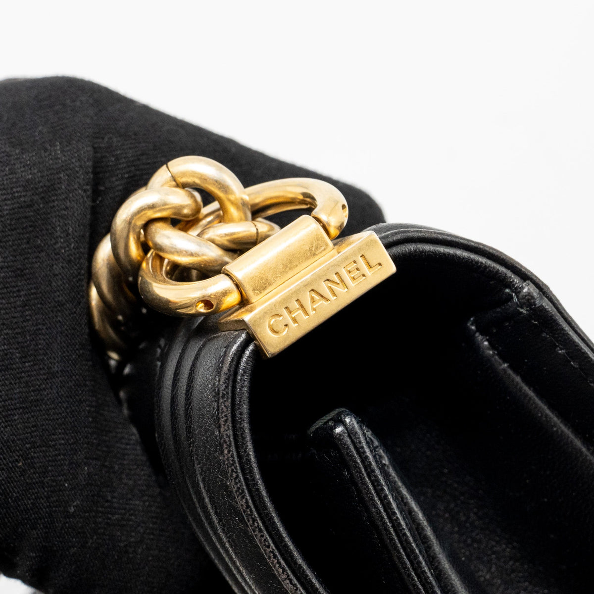 CHANEL MEDIUM BOY BAG LAMBSKIN BLACK GHW