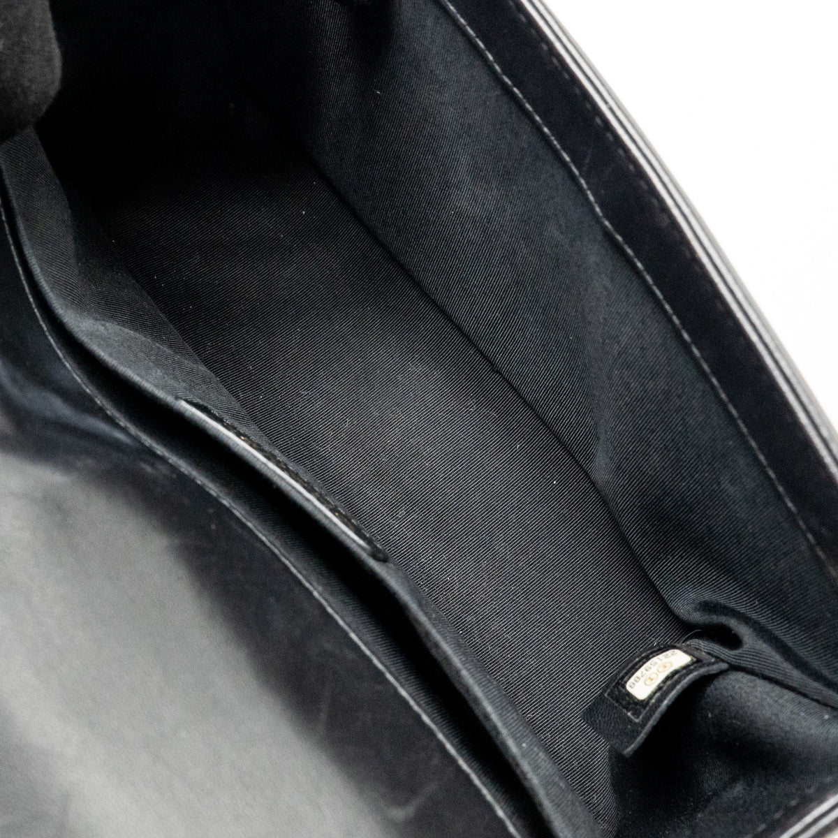 CHANEL MEDIUM BOY BAG LAMBSKIN BLACK GHW