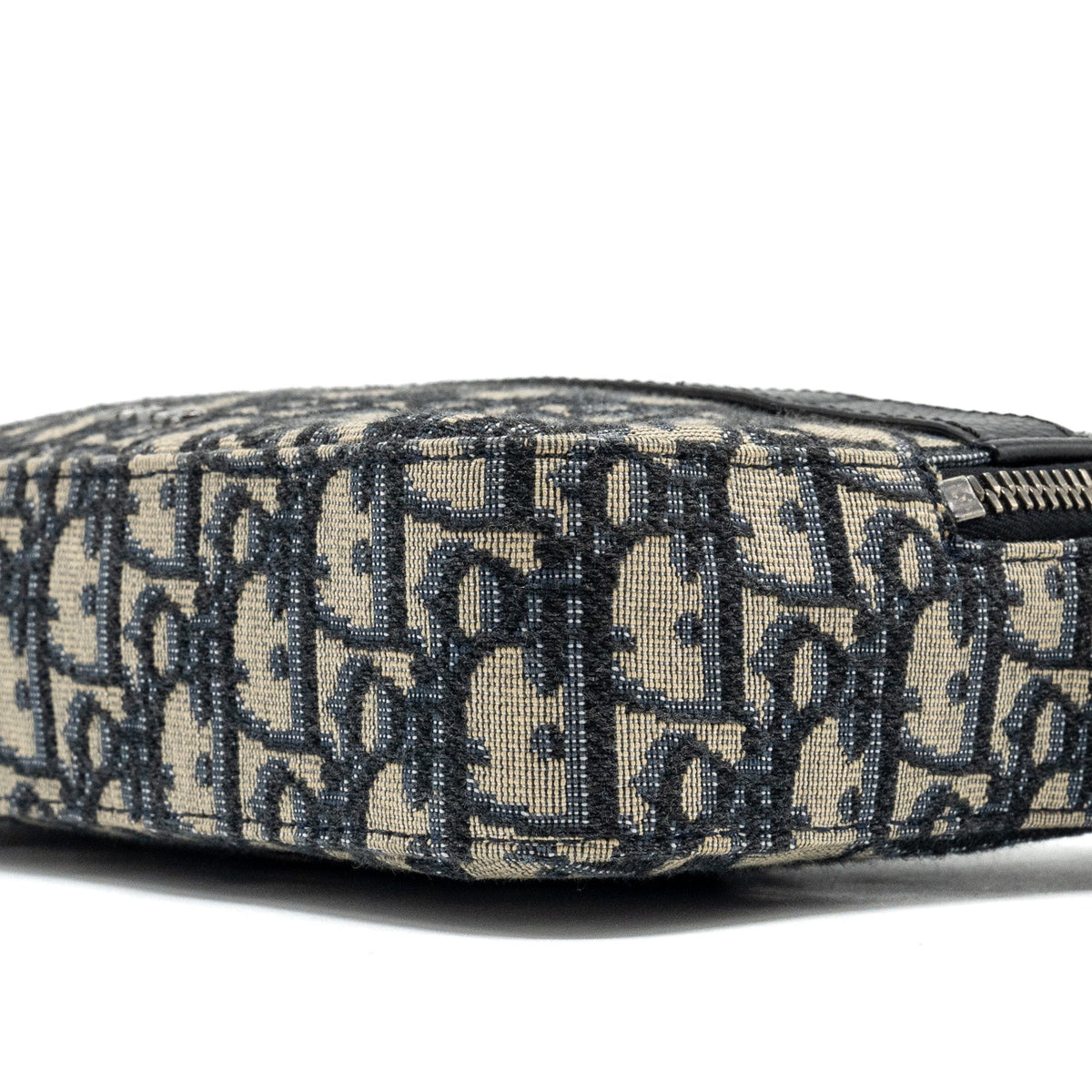 DIOR SAFARI BAG WITH STRAP BLACK OBLIQUE JACQUARD SHW