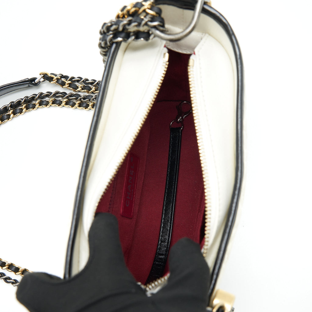 CHANEL SMALL GABRIELLE HOBO BAG CALFSKIN WHITE/ BLACK WITH MULTICOLOUR HARDWARE