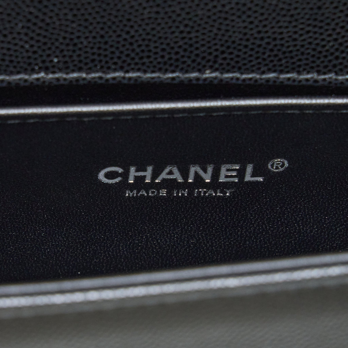 CHANEL SMALL BOY BAG CAVIAR BLACK RUTHENIUM SHW (MICROCHIP)