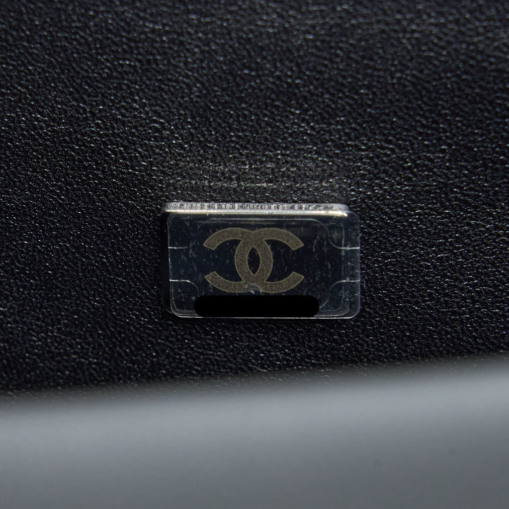 CHANEL SMALL BOY BAG CAVIAR BLACK RUTHENIUM SHW (MICROCHIP)