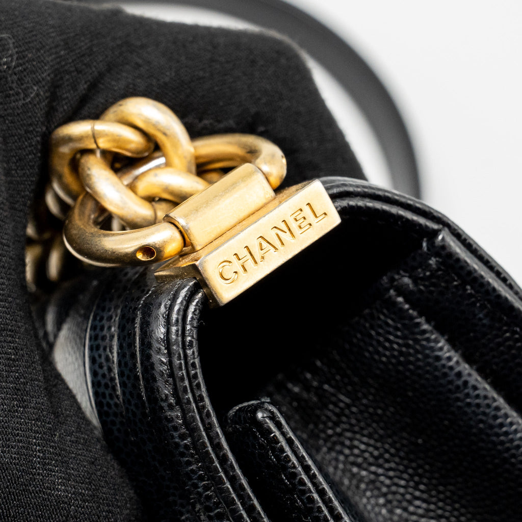 CHANEL SMALL BOY BAG CAVIAR BLACK GHW (MICROCHIP)