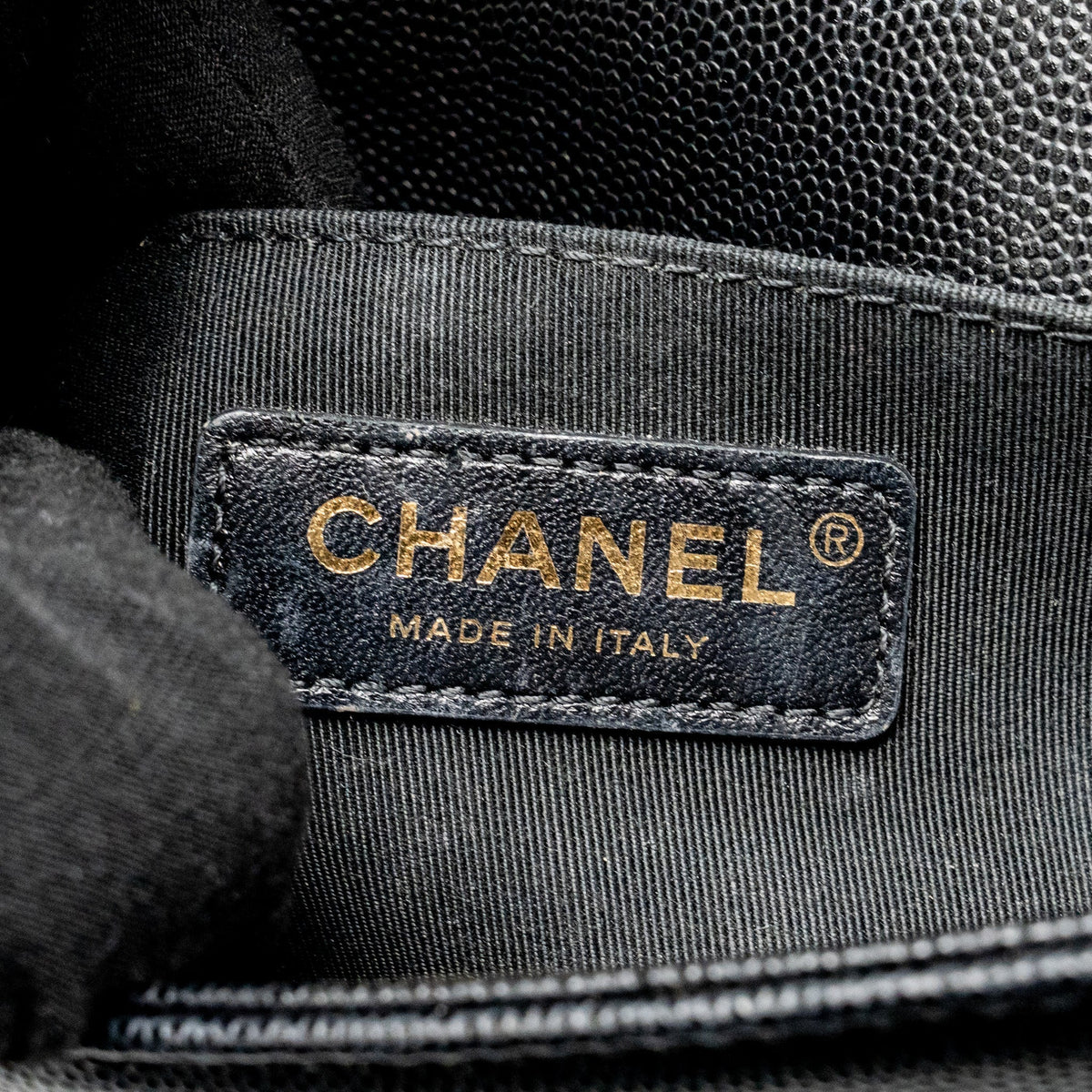 CHANEL SMALL BOY BAG CAVIAR BLACK GHW (MICROCHIP)
