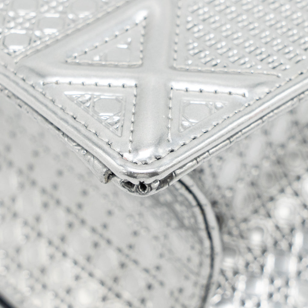 DIOR DIORAMA FLAP BAG PATENT MICRO-CANNAGE LEATHER METALLIC SILVER SHW