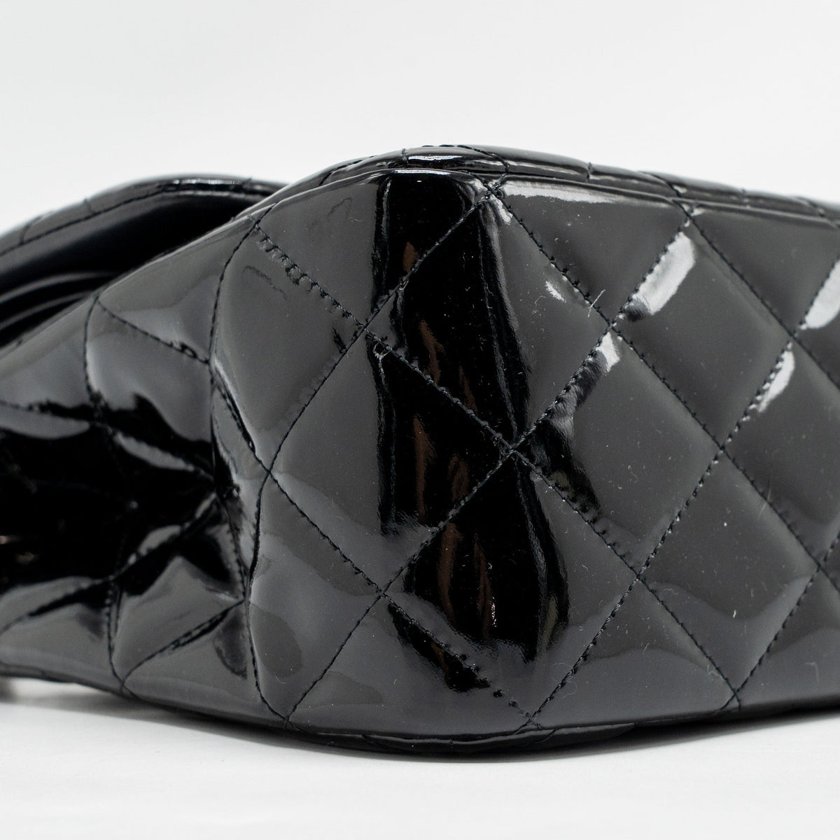 CHANEL JUMBO CLASSIC DOUBLE FLAP BAG PATENT BLACK SHW