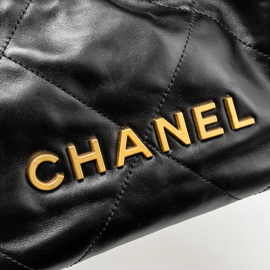 CHANEL MINI 22 BAG CALFSKIN BLACK GHW (MICROCHIP)
