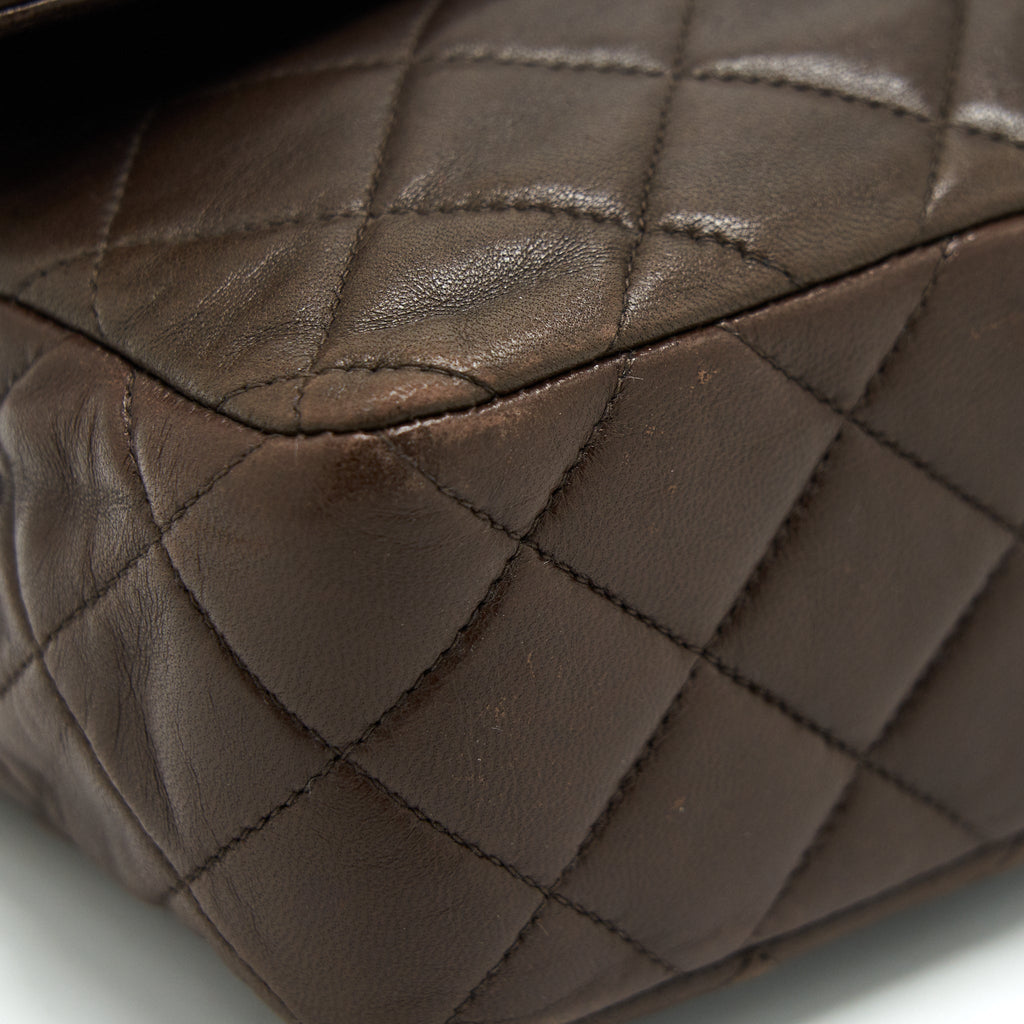 CHANEL MEDIUM FLAP BAG CHOCOLATE GHW