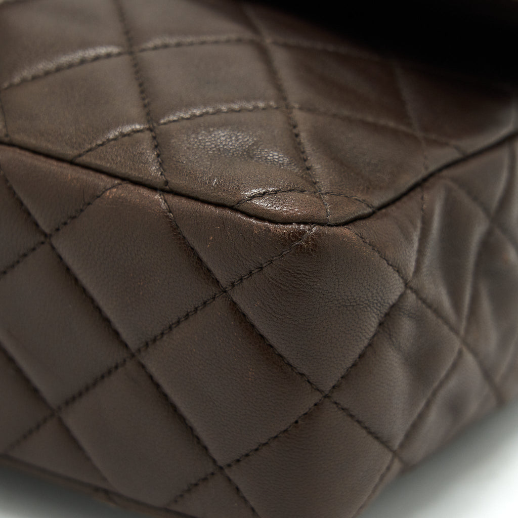 CHANEL MEDIUM FLAP BAG CHOCOLATE GHW