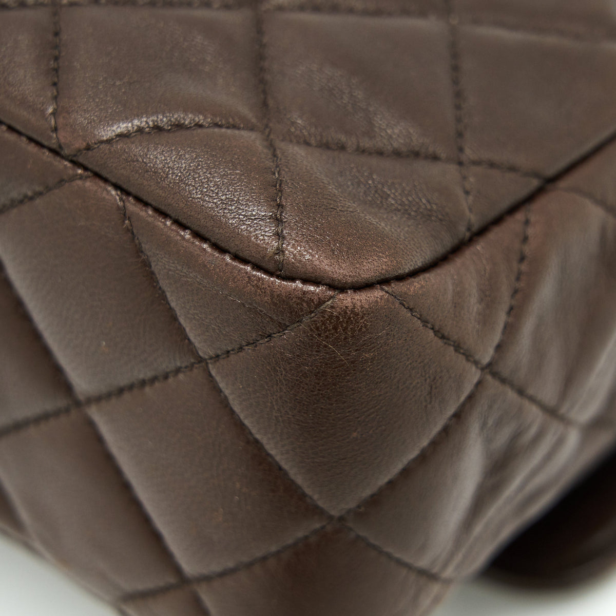 CHANEL MEDIUM FLAP BAG CHOCOLATE GHW