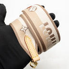 Louis Vuitton Cluny MM Monogram Canvas/Leather GHW