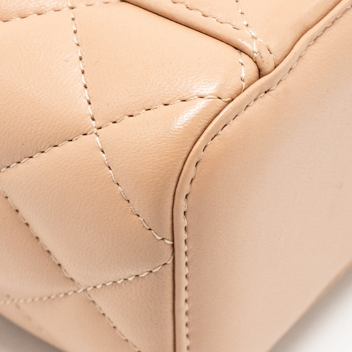 Chanel Top Handle Mini Vanity Lambskin Beige GHW
