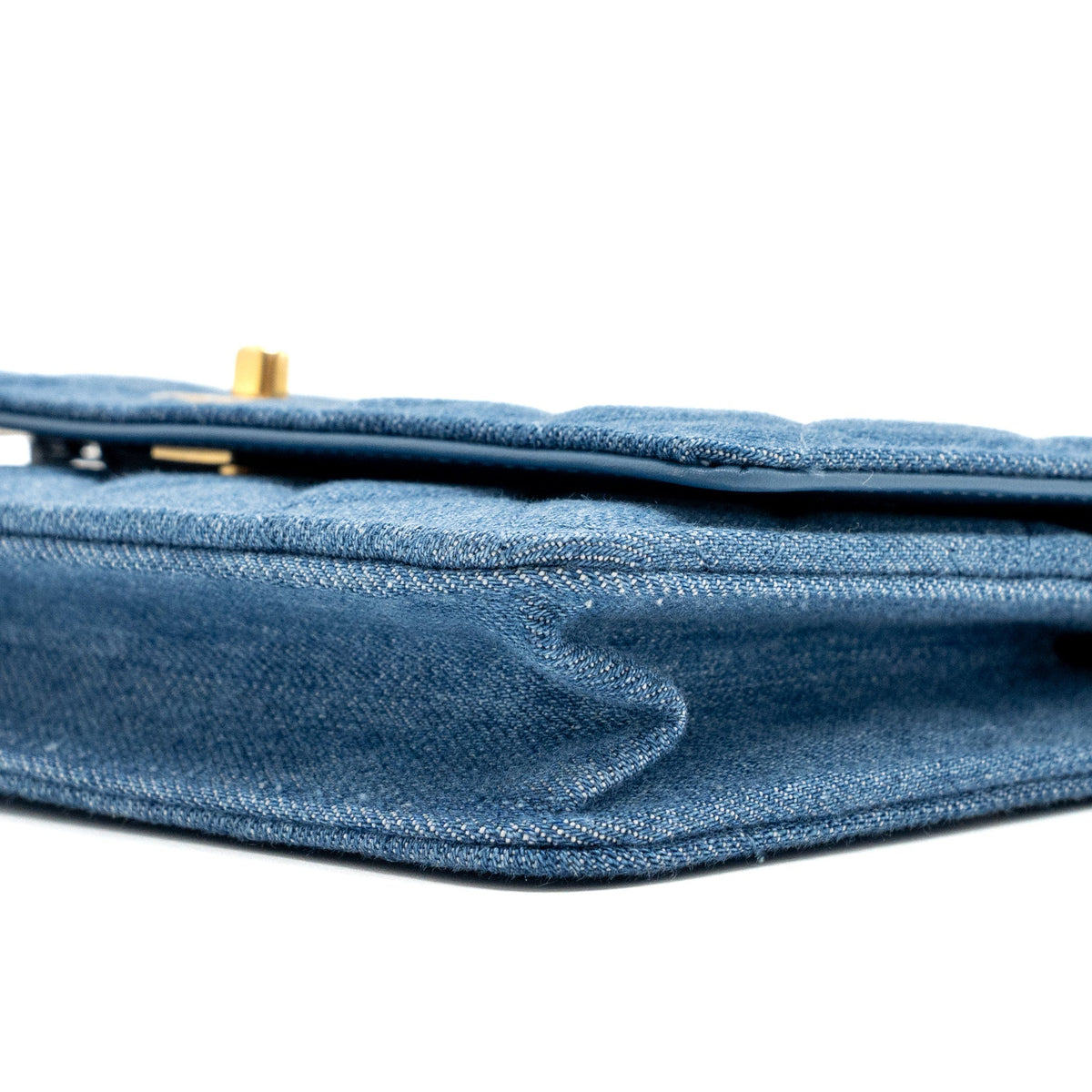 CHANEL PEARL CRUSH WALLET ON CHAIN DENIM BLUE GHW (MICROCHIP)