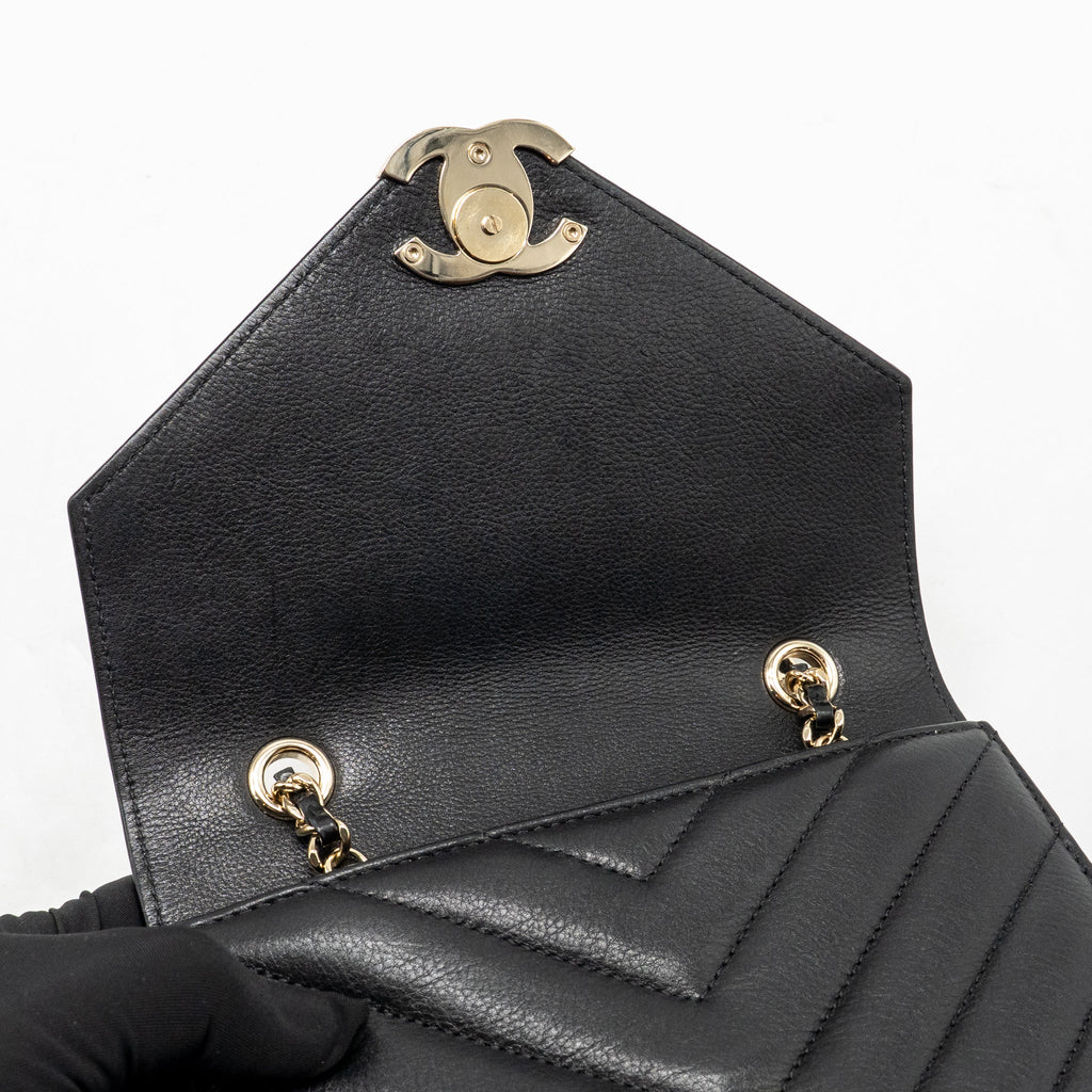 Chanel Small Envelope Flap Bag Chevron Calfskin Black GHW