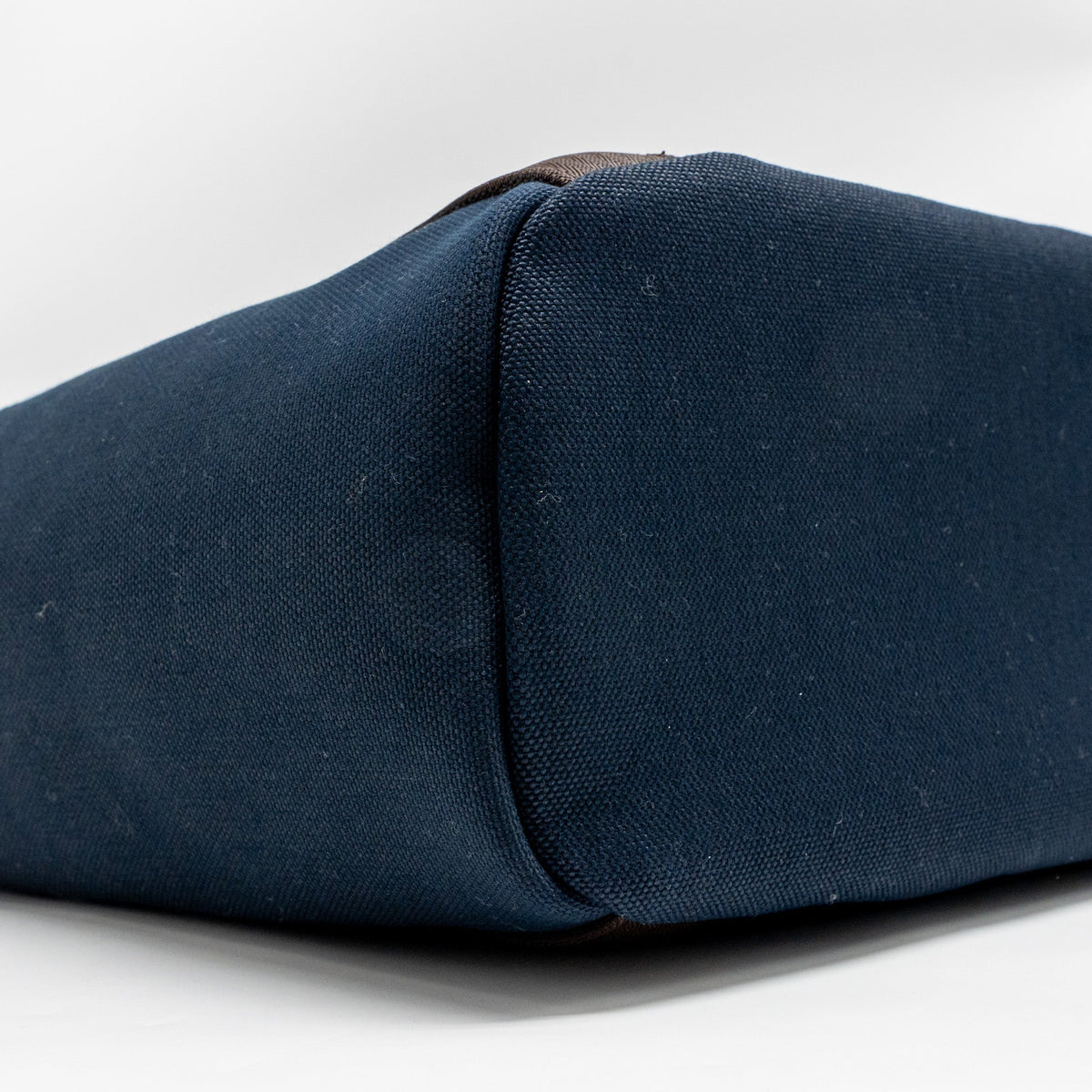 HERMES THE GROOMING BAG CANVAS BLEU NAVY/FEU SHW