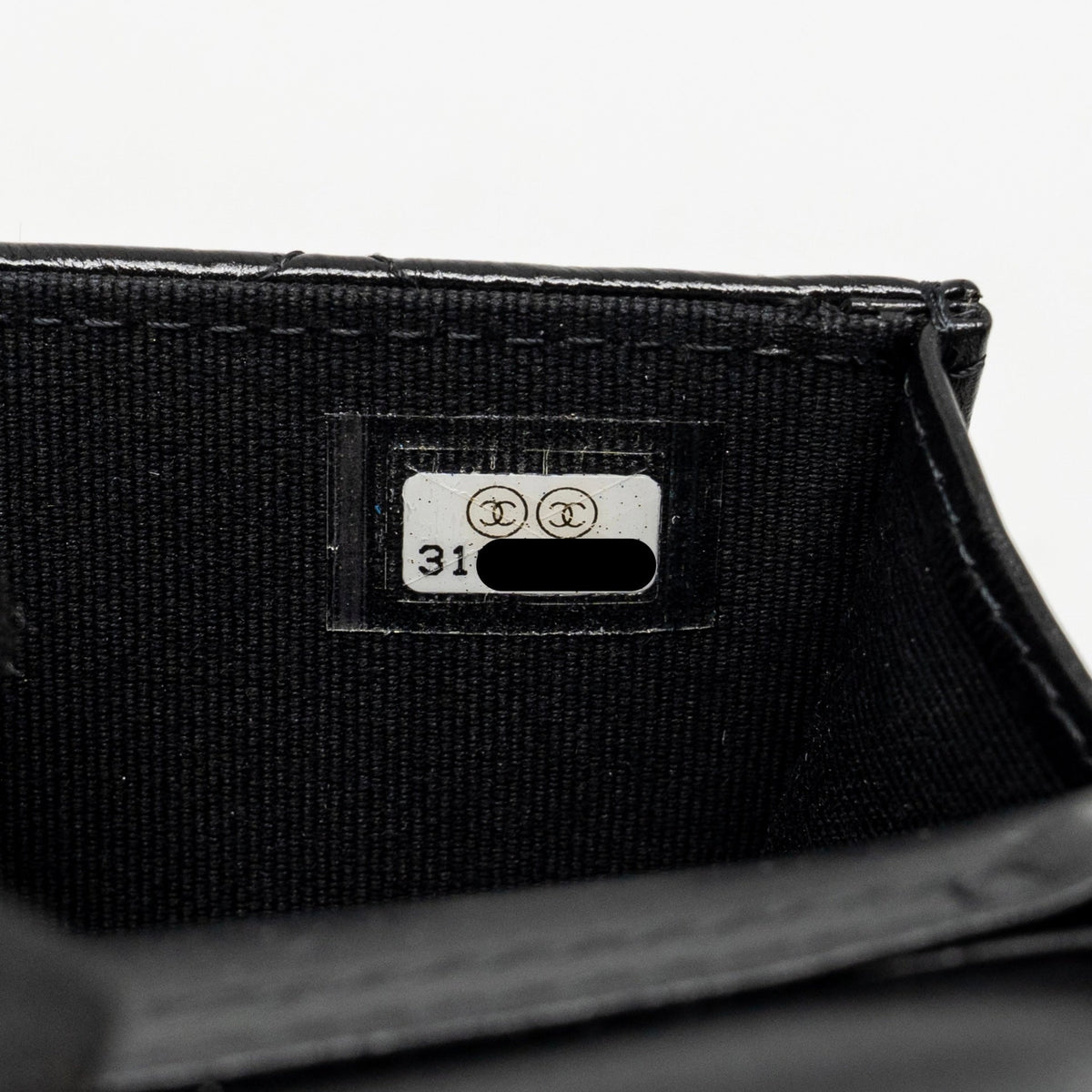 CHANEL CARD HOLDER WITH MAXI PEARLS CHAIN LAMBSKIN BLACK LGHW