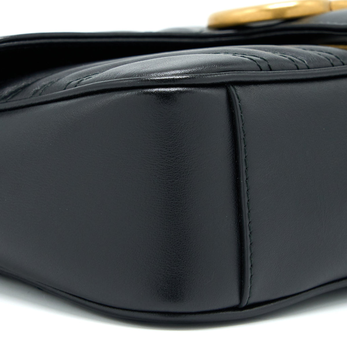 GUCCI GG MARMONT SMALL MATELASSE SHOULDER BAG BLACK GHW