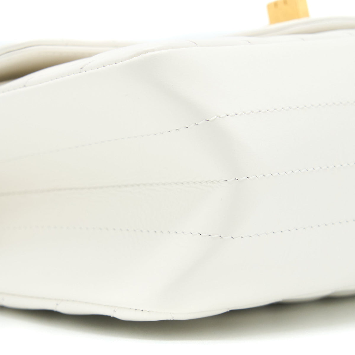 CHANEL MINI 2.55 REISSUE CHEVRON FLAP BAG AGED CALFSKIN WHITE BRUSHED GHW (MICROCHIP)