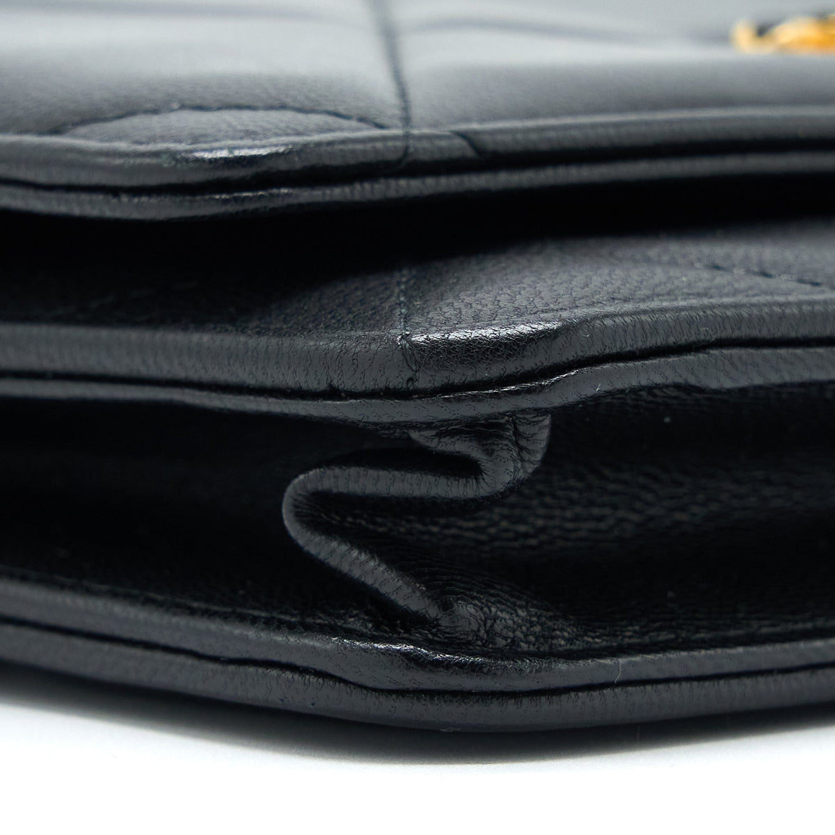 CHANEL 19 WALLET ON CHAIN LAMBSKIN BLACK MULTICOLOUR HARDWARE