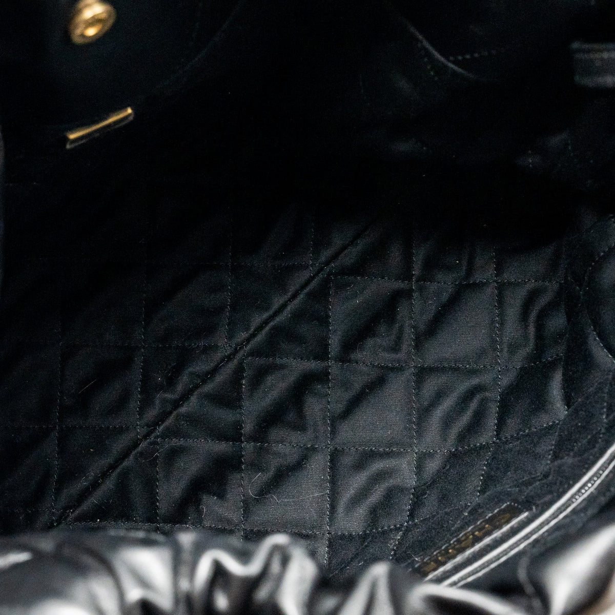 CHANEL SMALL 22 BAG GOLD LETTER CALFSKIN BLACK GHW (MICROCHIP)