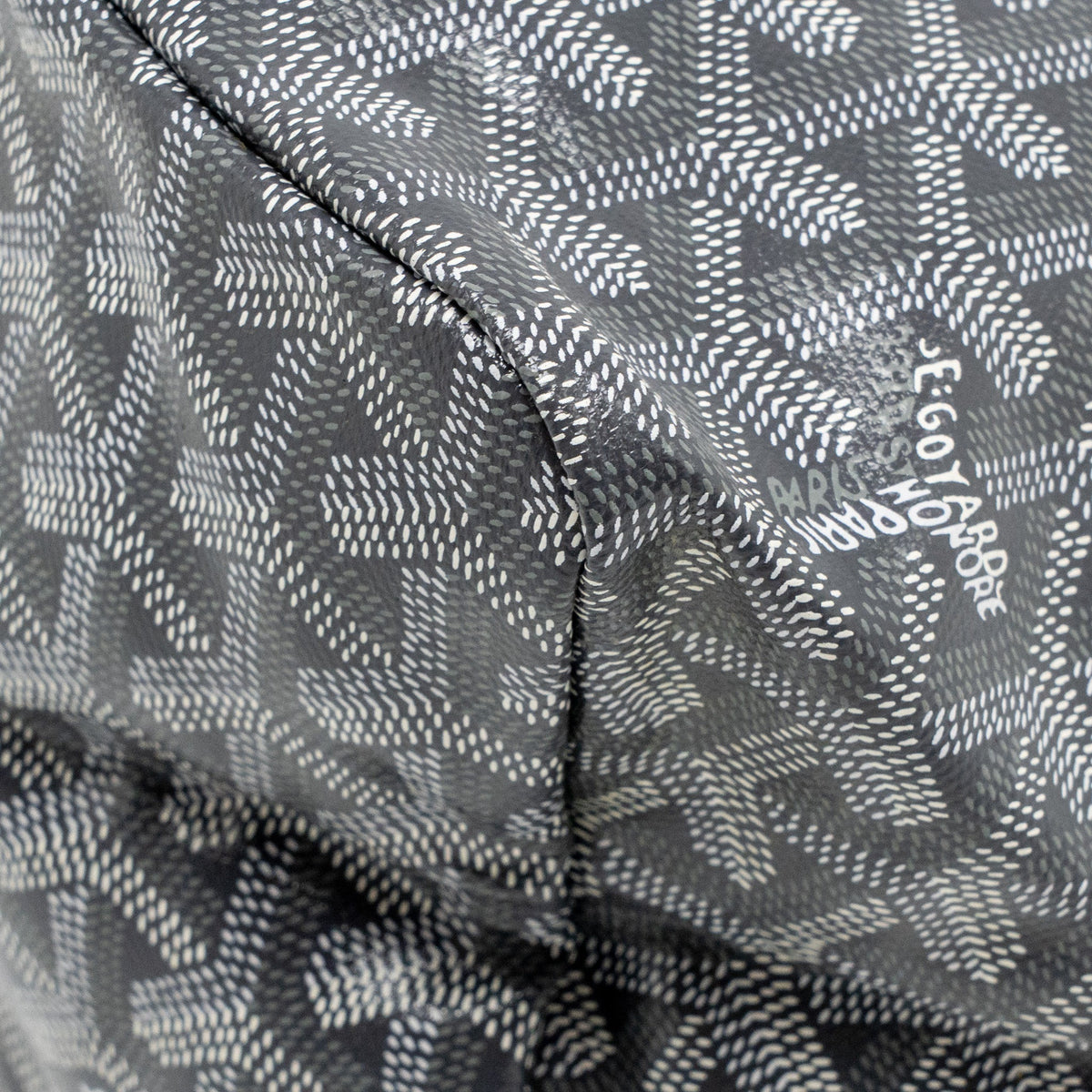 Goyard Hobo Boheme PM Goyard Lucky Clover Goyardine Canvas/Chevroches Calfskin Grey/Light Pink SHW