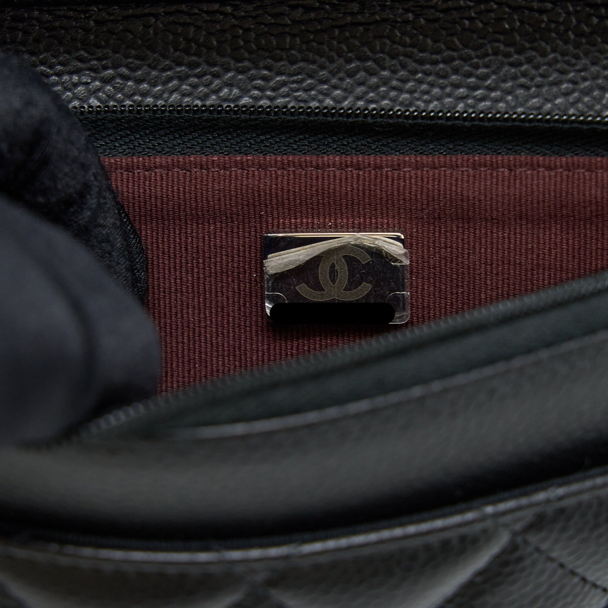 CHANEL CLASSIC WALLET ON CHAIN CAVIAR BLACK SHW (MICROCHIP)