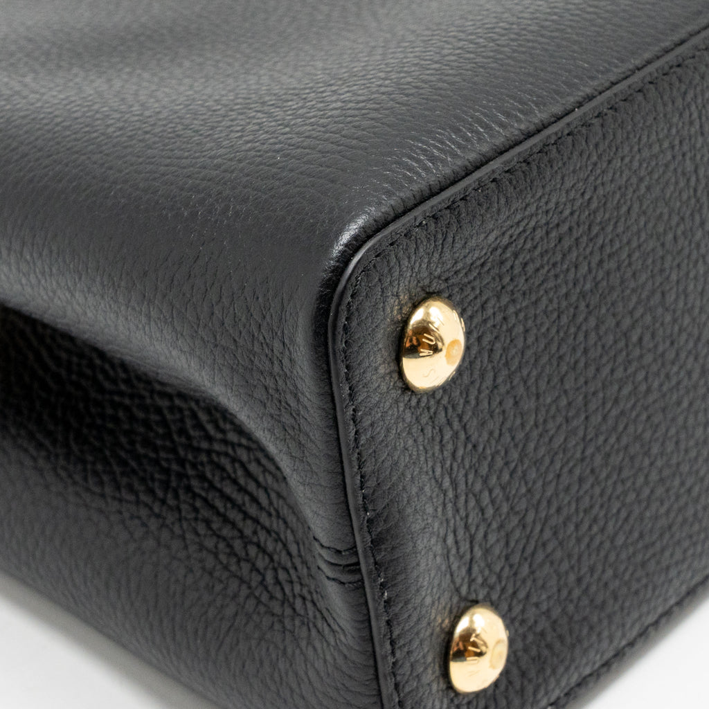 LOUIS VUITTON CAPUCINES MM TAURILLON LEATHER BLACK GHW
