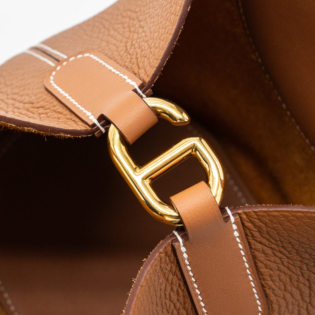 HERMES IN-THE-LOOP 18 Bag CLEMENCE GOLD GHW