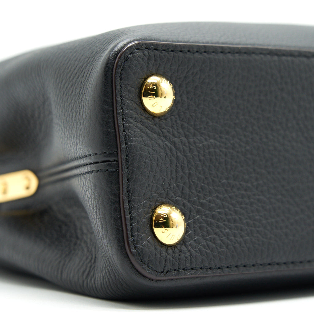 LOUIS VUITTON CAPUCINES BB BLACK