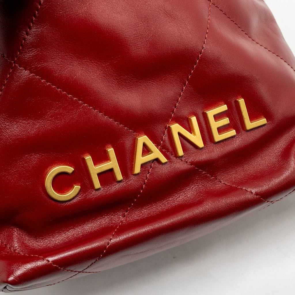 CHANEL MINI 22 BAG SHINY CALFSKIN RED GHW (MICROCHIP)