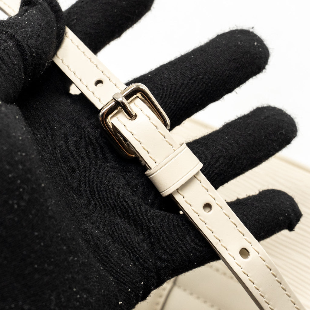 Louis Vuitton Montaigne Pochette EPI Leather Ivory SHW