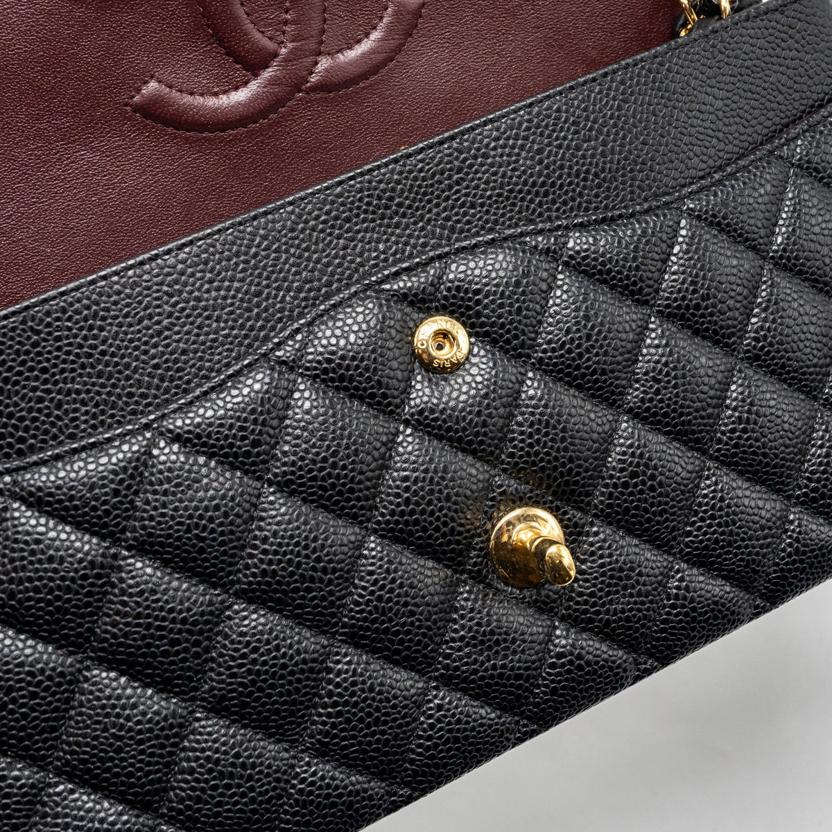 CHANEL MEDIUM CLASSIC DOUBLE FLAP BAG CAVIAR BLACK GHW