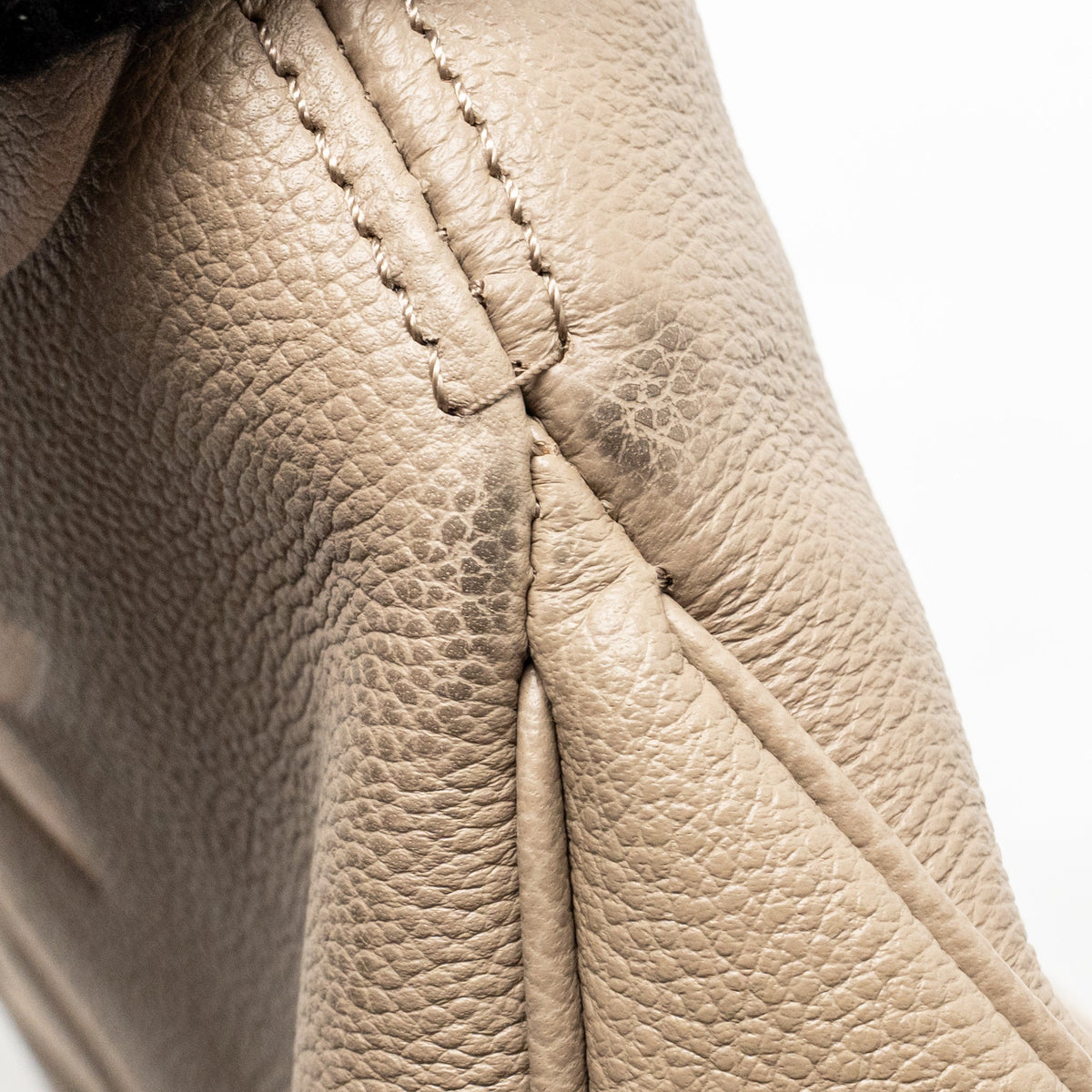 Louis Vuitton Trianon PM Monogram Empreinte Leather Tourterelle/Creme GHW